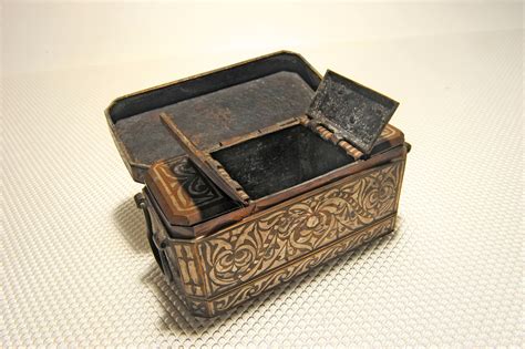 BETEL NUT BOX 